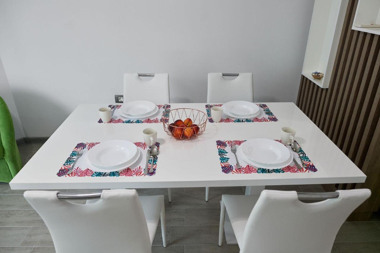 Năvodari Vibe Apartment- Spa N Pools Beach Resort מראה חיצוני תמונה